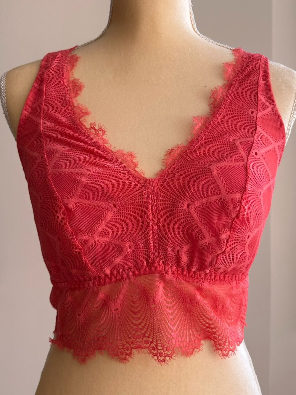 Cosabella “Allure” Bralette. Coral. Size Small Curvy.